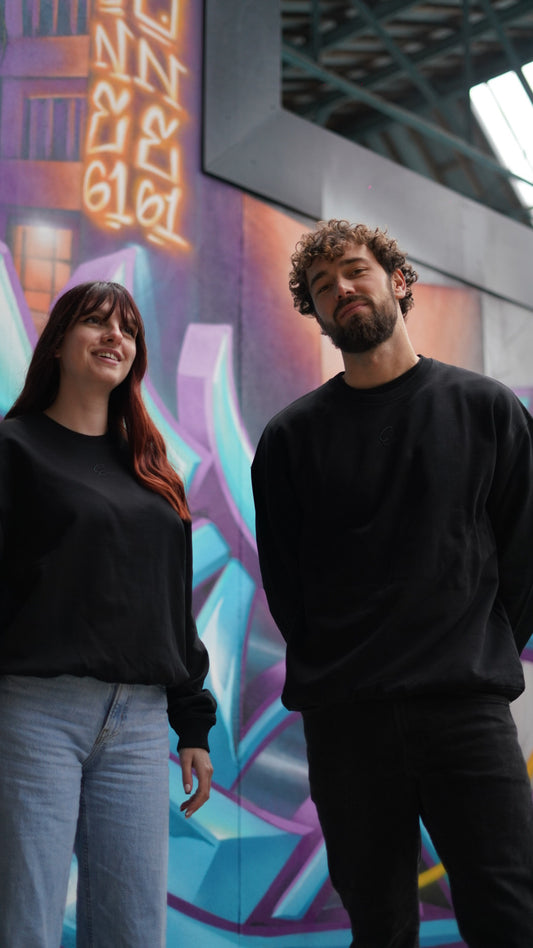 Crewneck - Triple Black